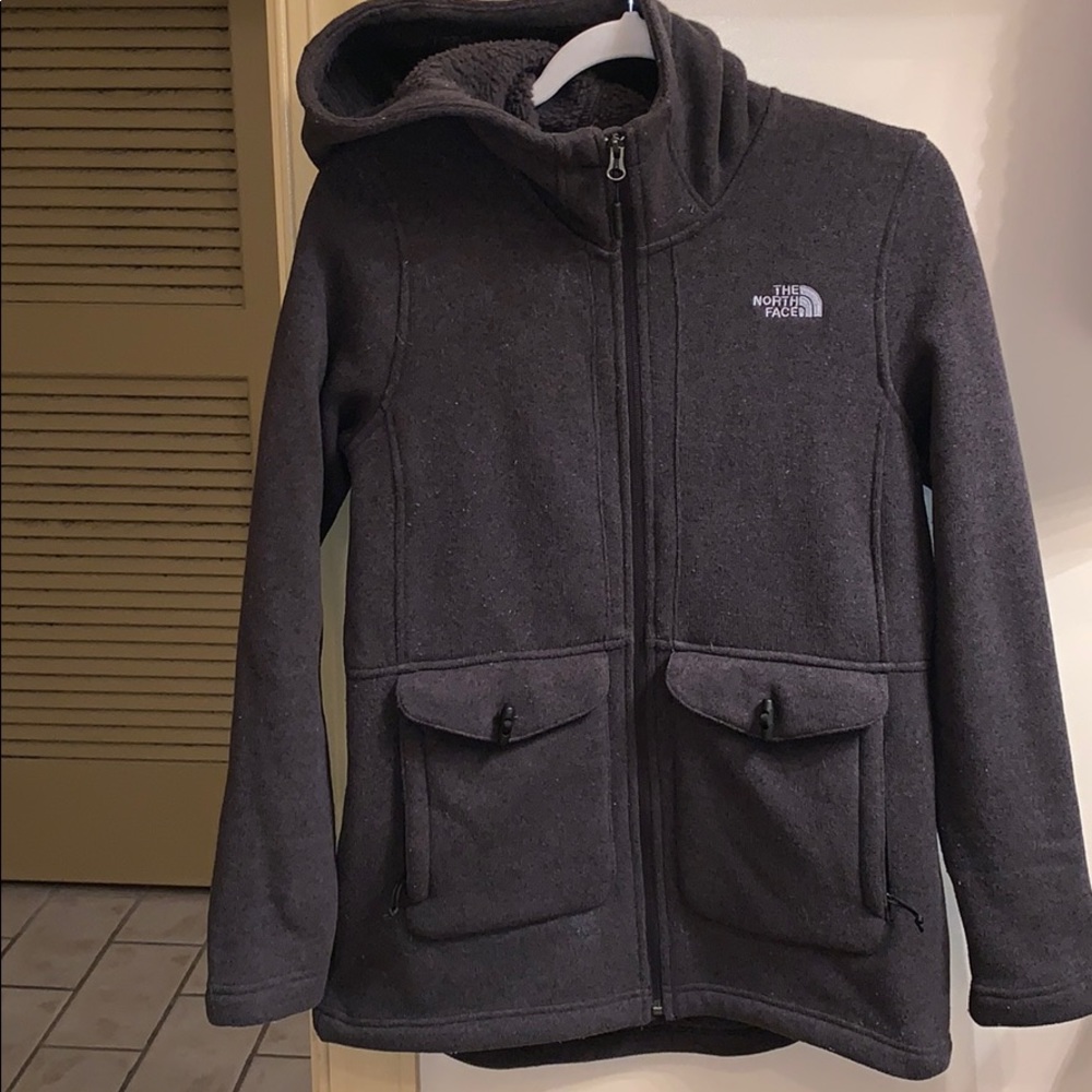 North face women’s jacket!!!!